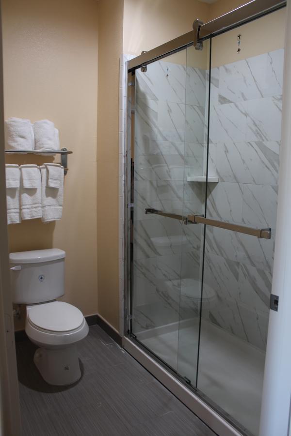Express Inn And Suites Humble Esterno foto