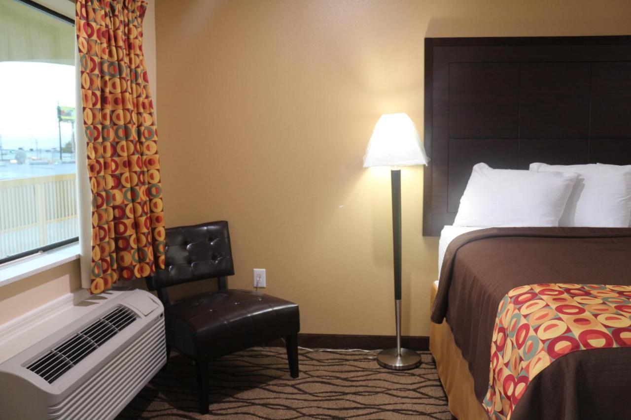 Express Inn And Suites Humble Esterno foto